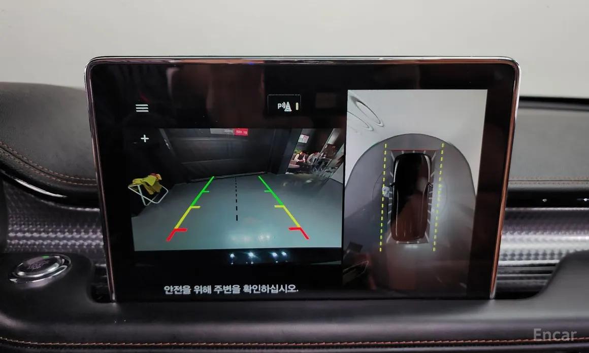 Фото 15 - Lincoln Aviator