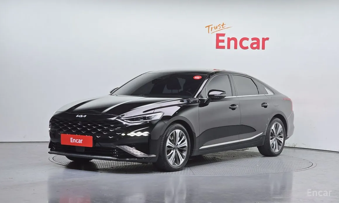Фото 1 - Kia K8