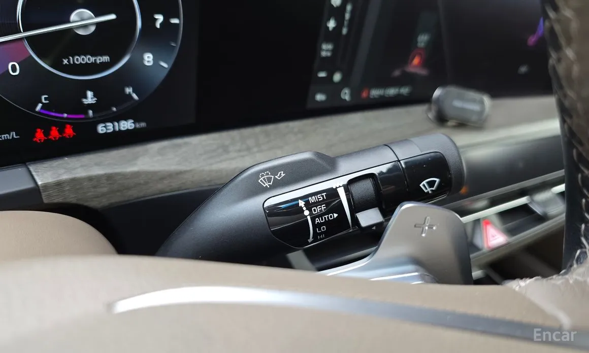 Фото 16 - Kia K8