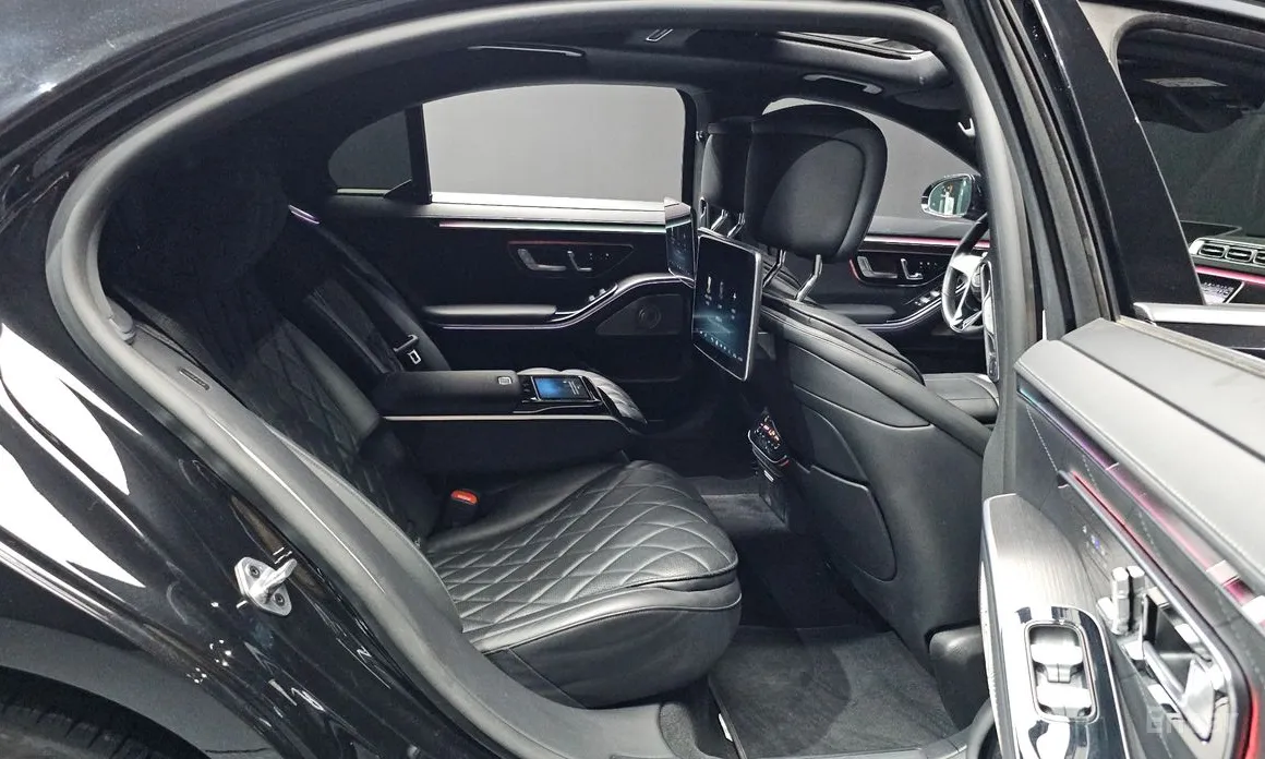 Фото 12 - Mercedes-Benz S-Class