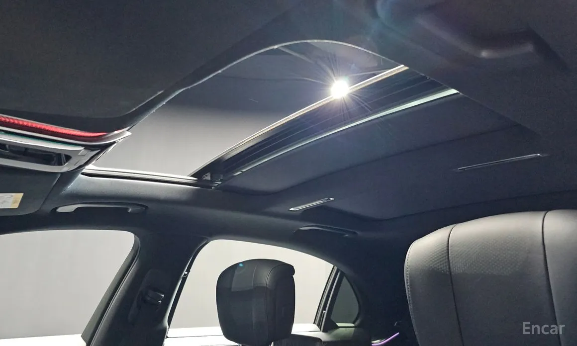 Фото 19 - Mercedes-Benz S-Class