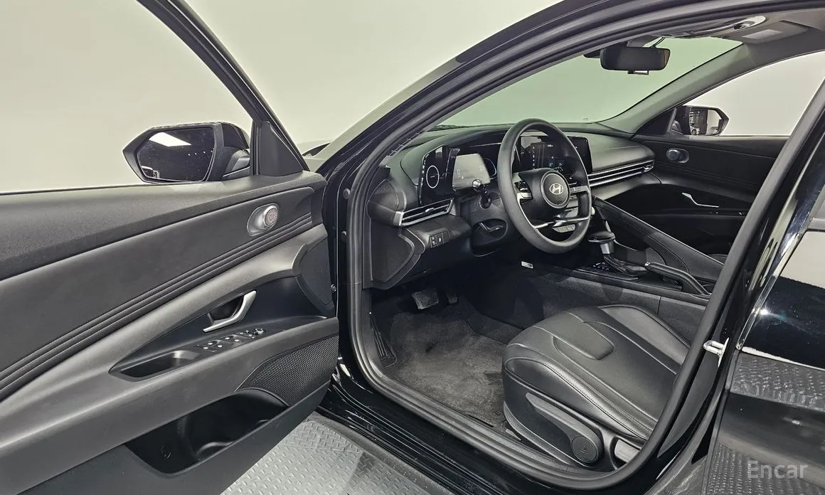 Фото 10 - Hyundai Avante