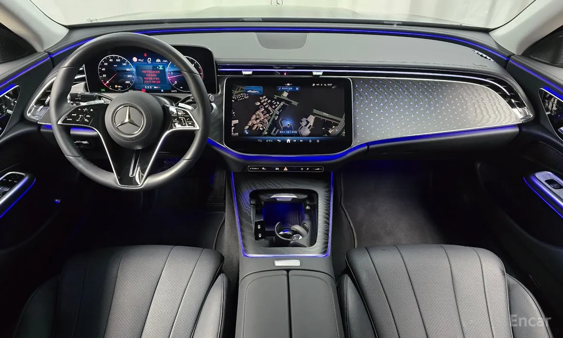 Фото 7 - Mercedes-Benz E-Class