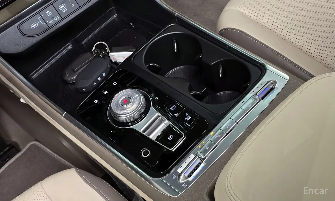 Фото 9 - Kia Carnival