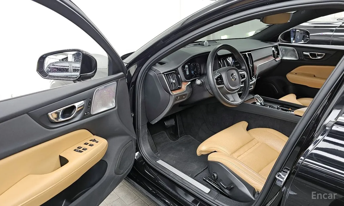 Photo 10 - Volvo S60