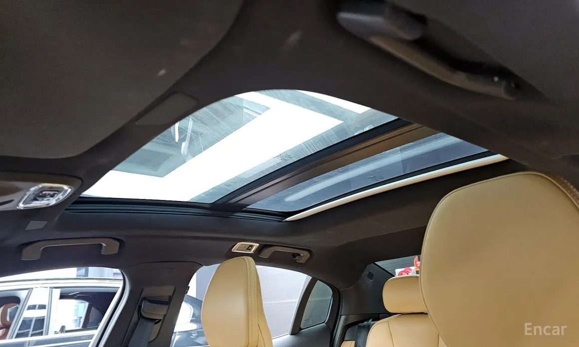 Photo 18 - Volvo S60