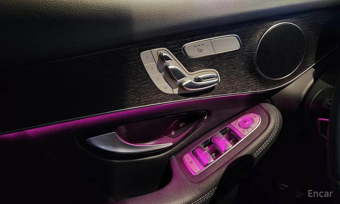 Фото 15 - Mercedes-Benz GLC-Class