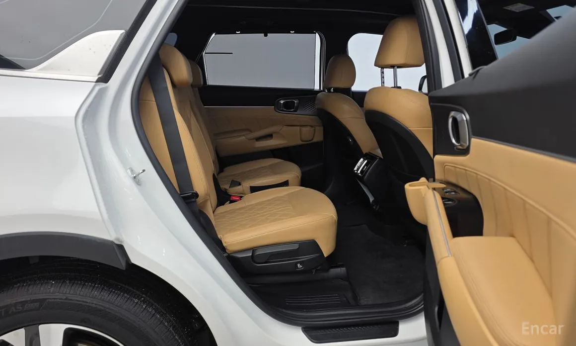 Фото 12 - Kia Sorento