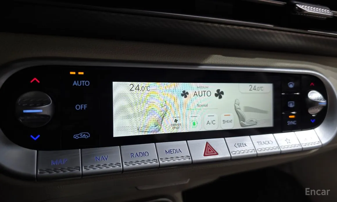 Фото 16 - Genesis GV60