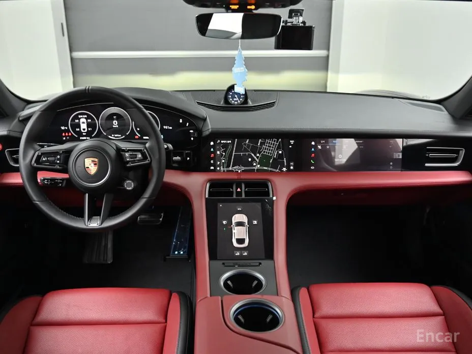 Фото 7 - Porsche Taycan