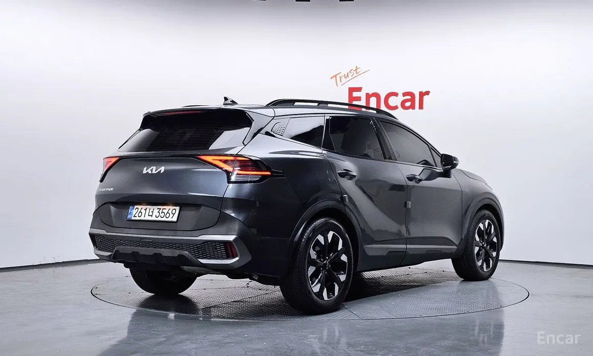 Photo 2 - Kia Sportage