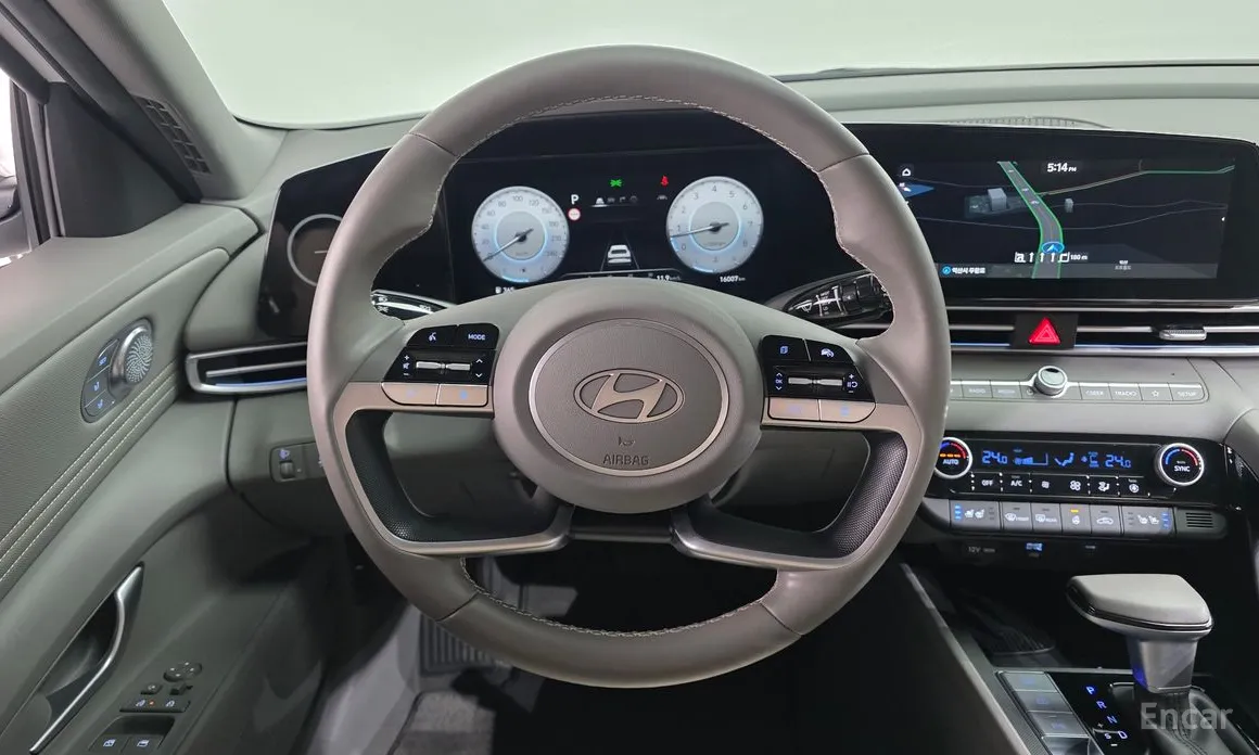 Фото 14 - Hyundai Avante