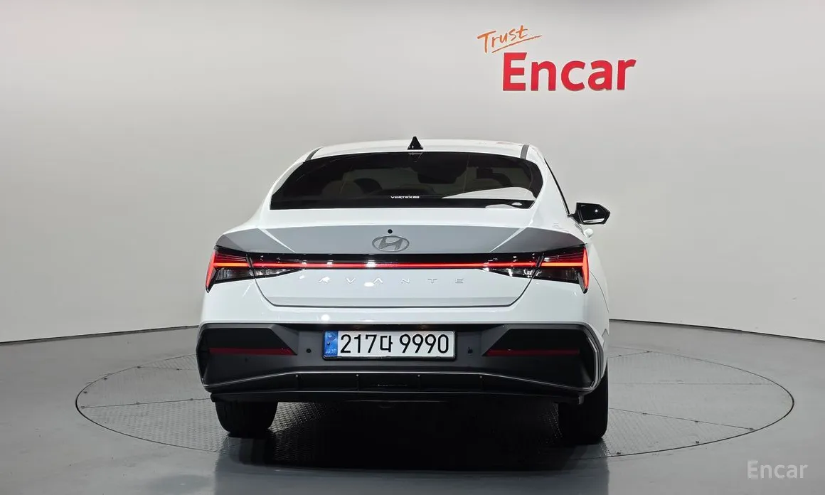 Фото 4 - Hyundai Avante