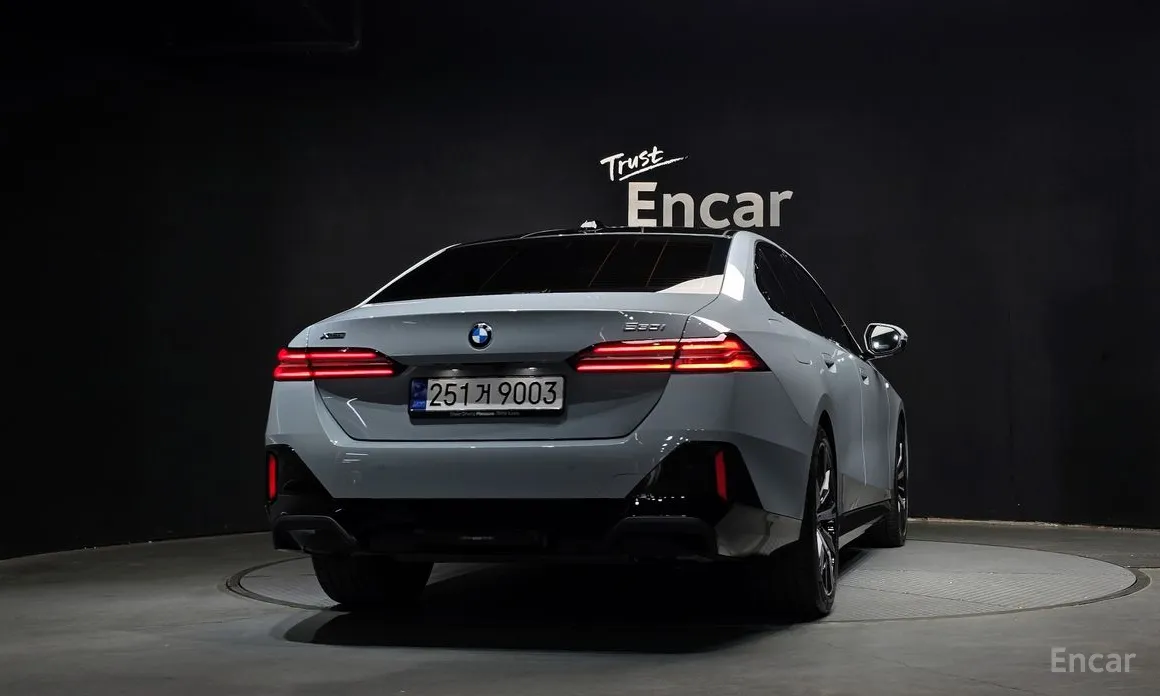 Фото 4 - BMW 5 Series