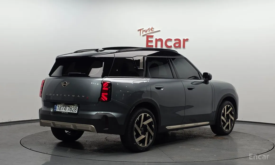 Фото 2 - Mini Countryman