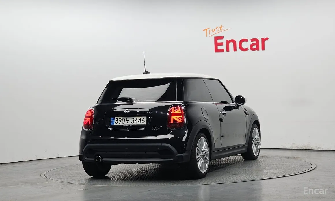 Фото 2 - Mini Cooper