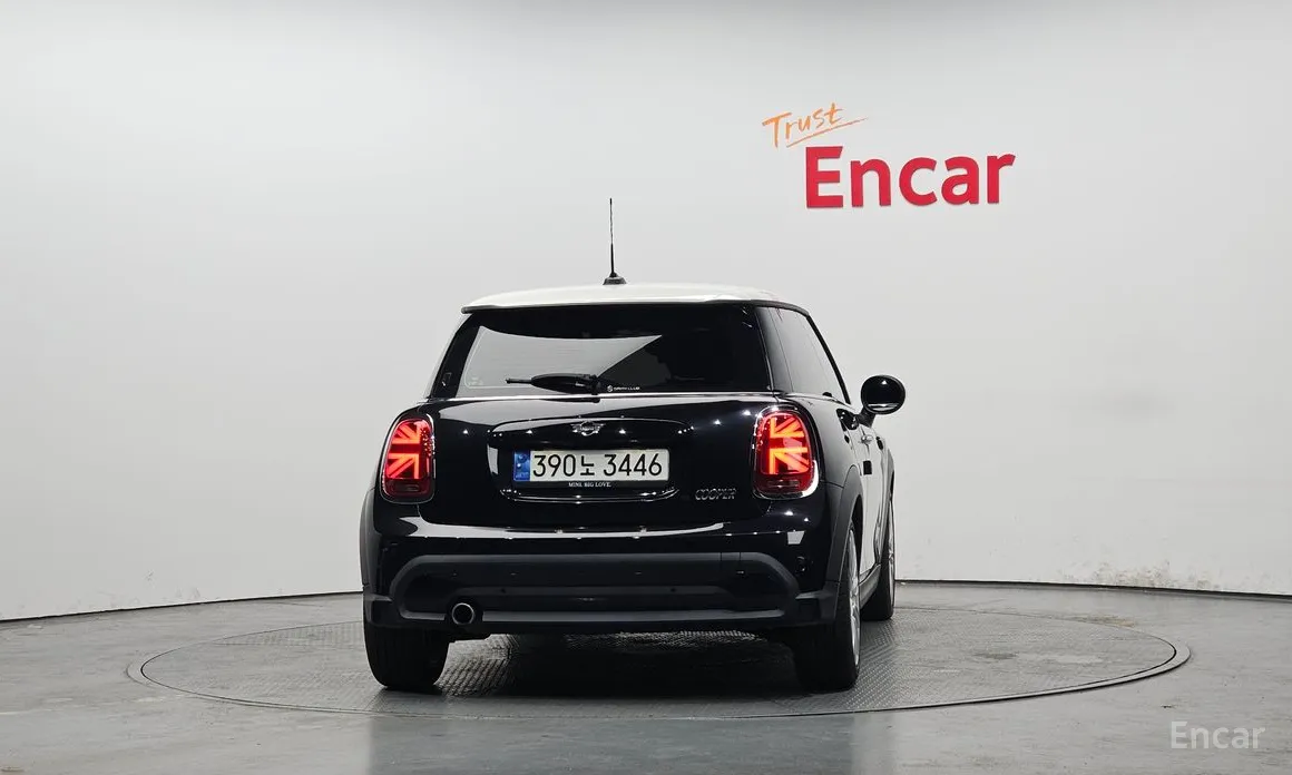 Фото 4 - Mini Cooper