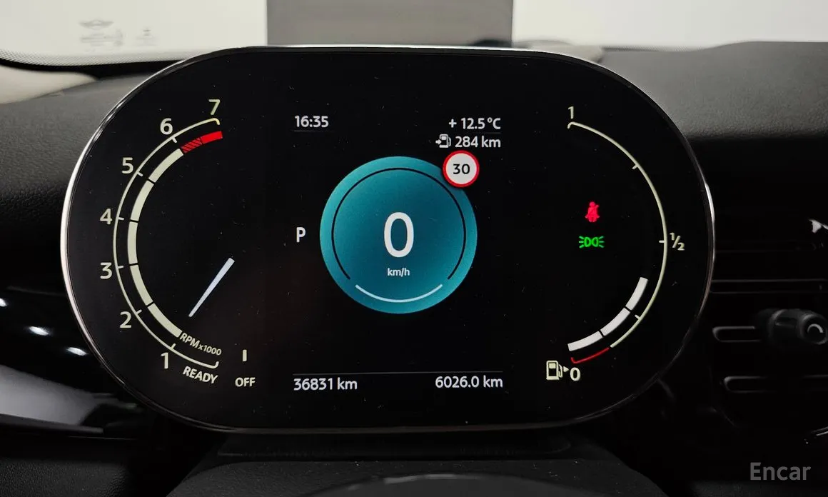 Фото 8 - Mini Cooper