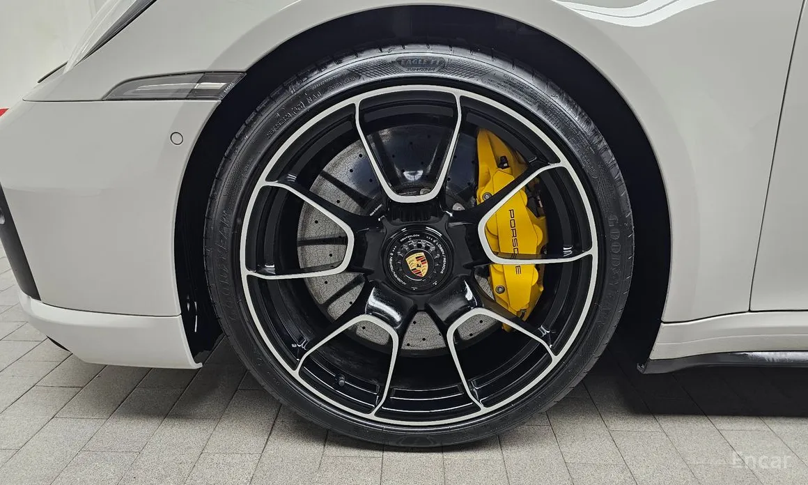 Фото 5 - Porsche 911