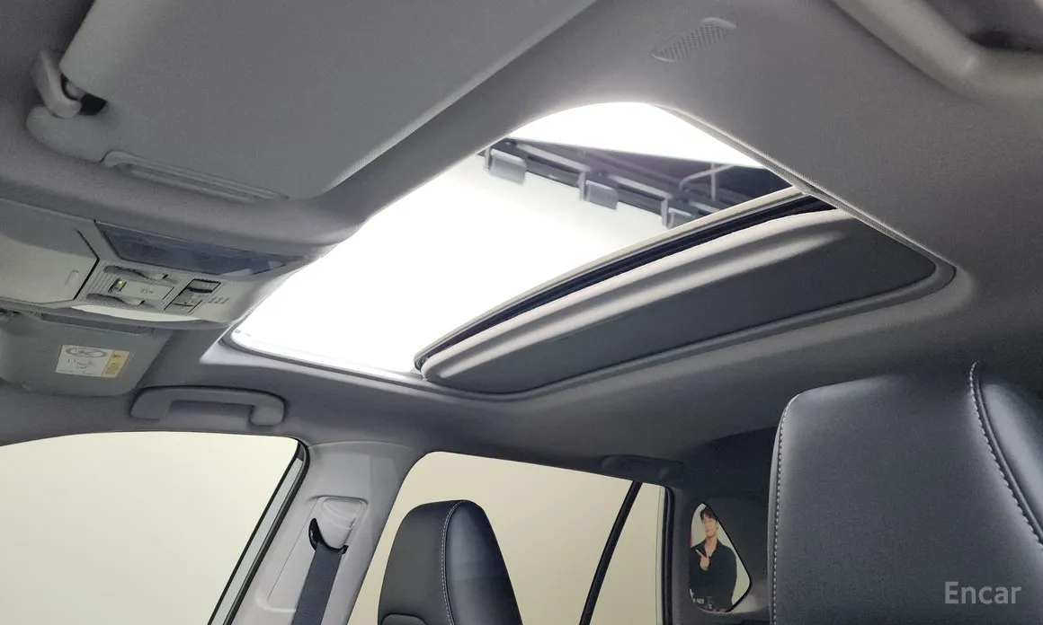 Фото 19 - Toyota RAV4