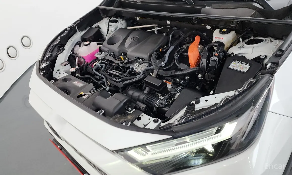 Фото 6 - Toyota RAV4