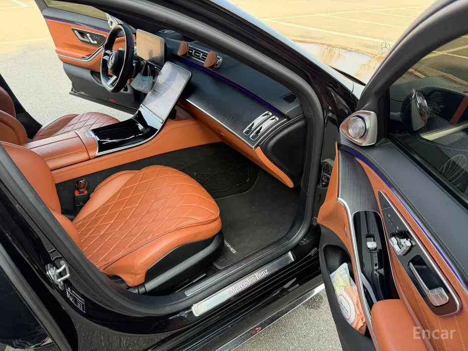 Фото 10 - Mercedes-Benz S-Class