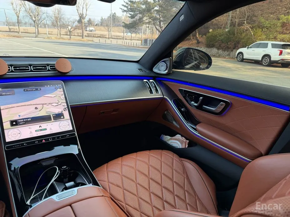 Фото 14 - Mercedes-Benz S-Class