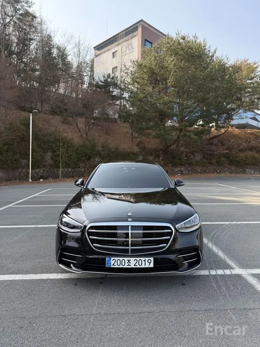 Фото 19 - Mercedes-Benz S-Class