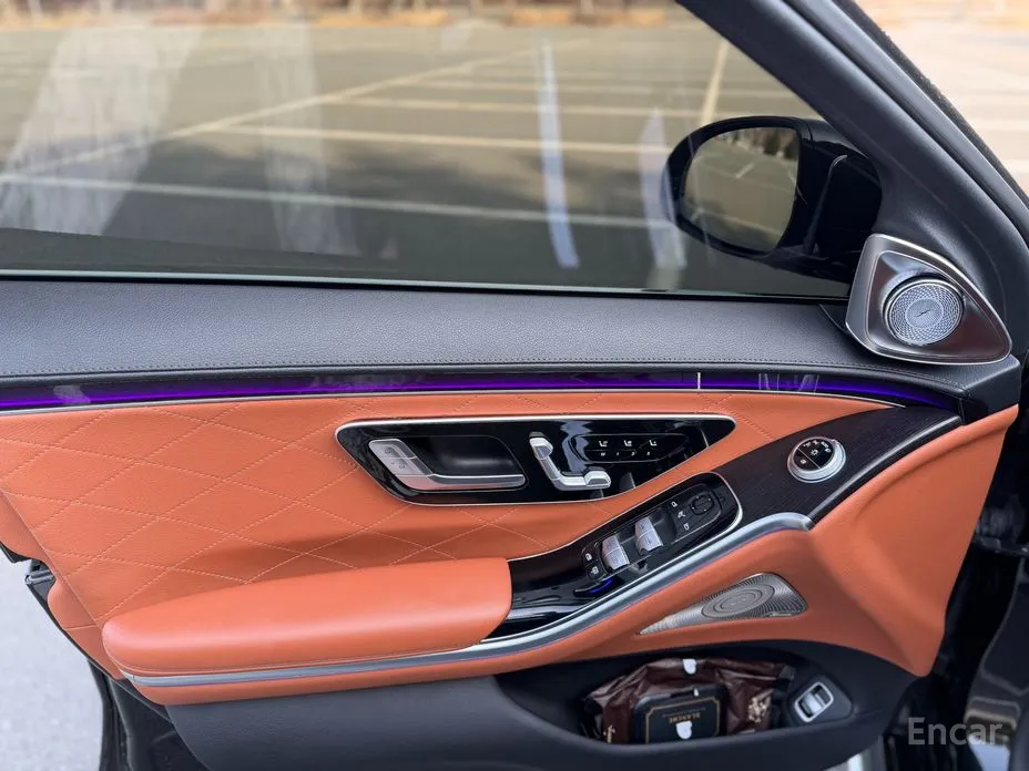 Фото 8 - Mercedes-Benz S-Class