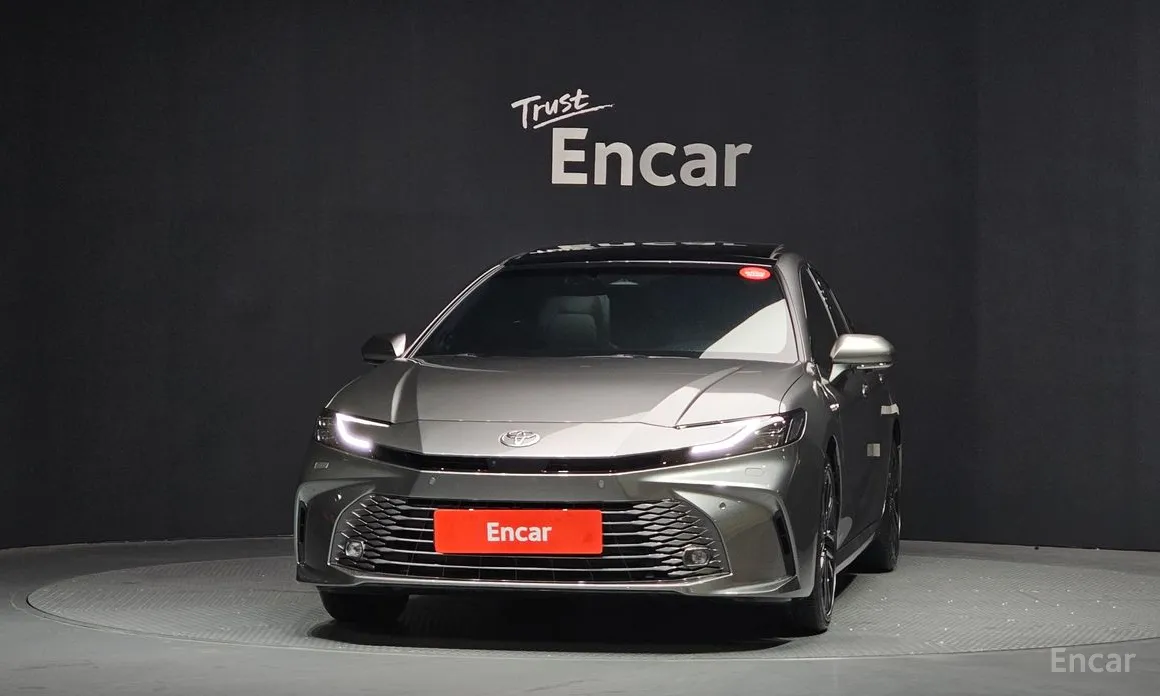 Фото 3 - Toyota Camry