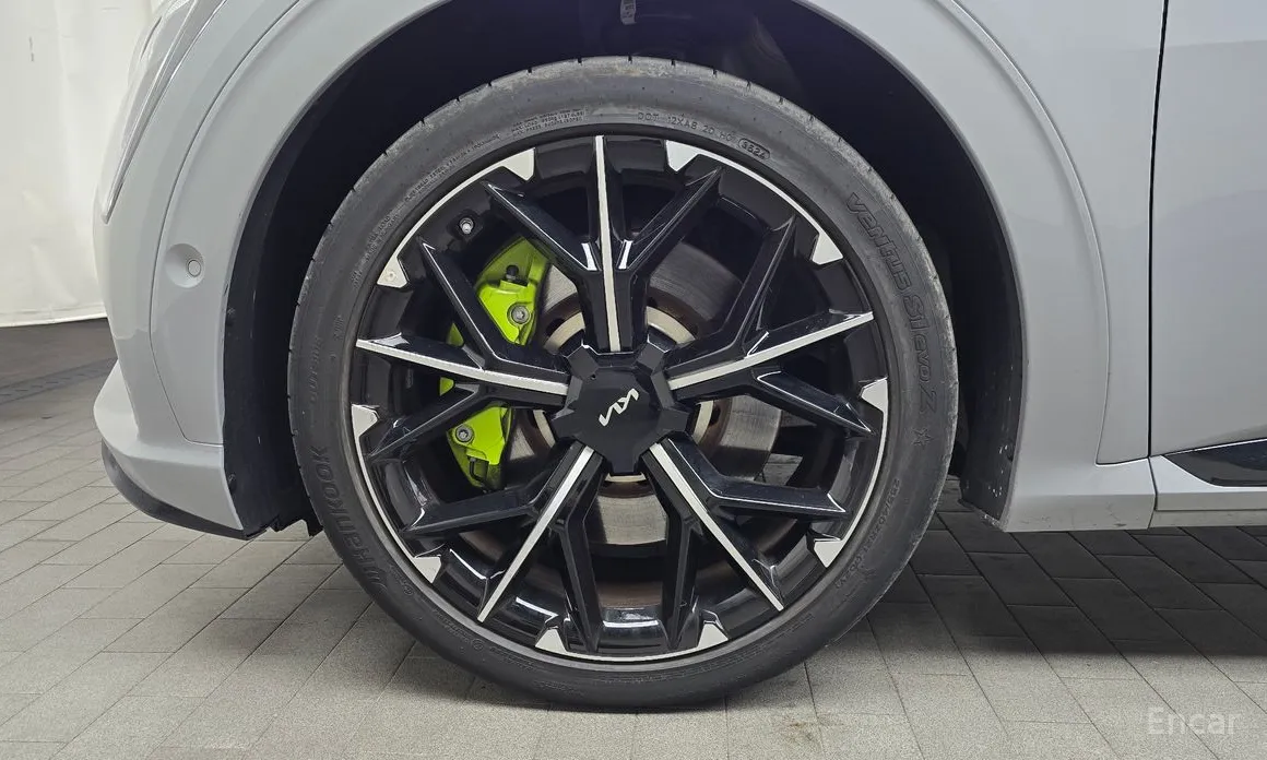 Фото 5 - Kia EV6