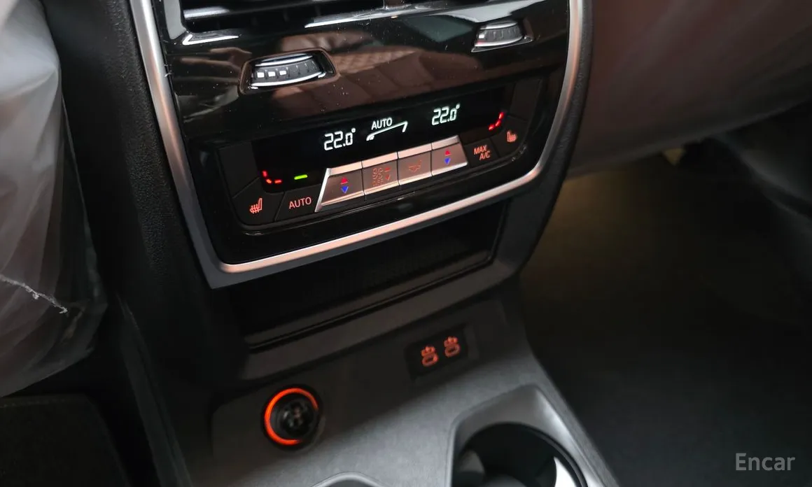 Фото 17 - BMW X7