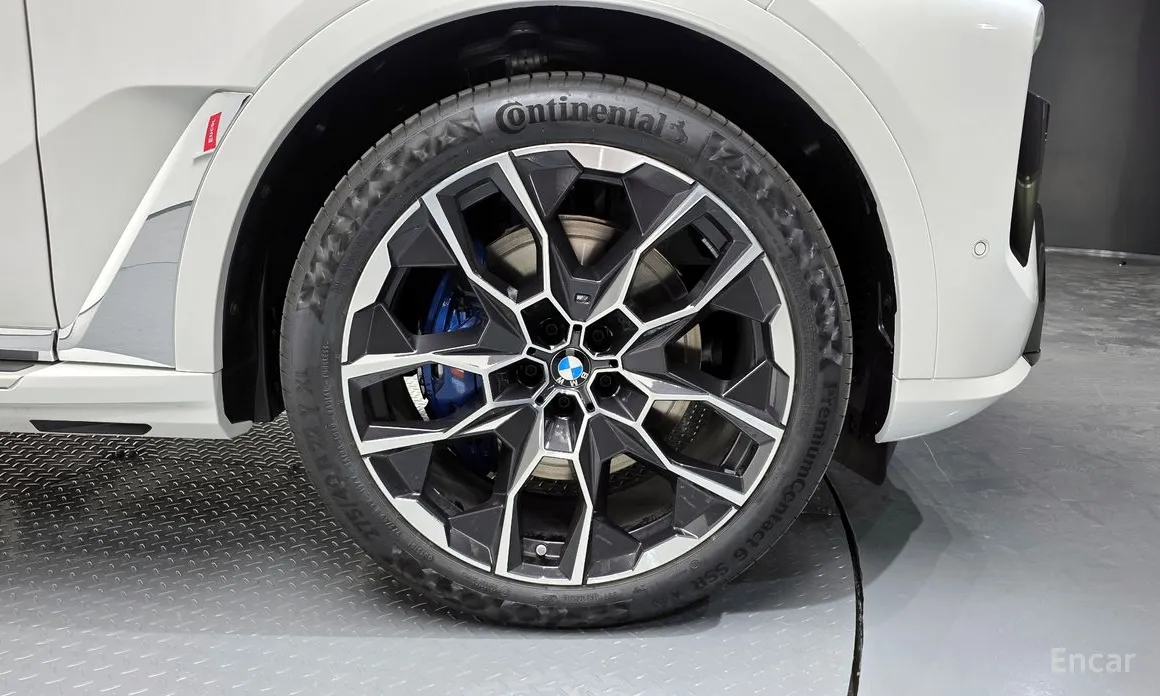 Фото 5 - BMW X7