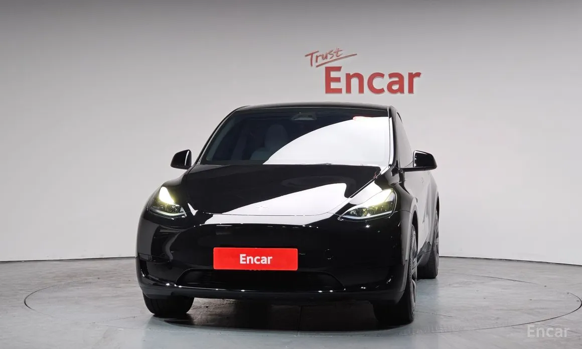 Photo 3 - Tesla Model Y