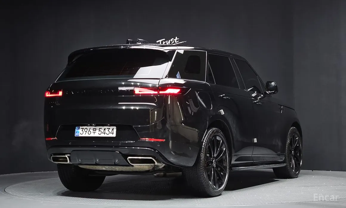 Фото 2 - Land Rover Range Rover Sport