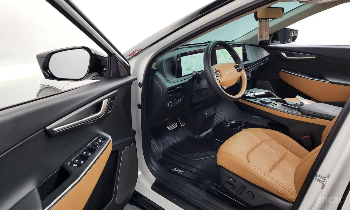 Фото 10 - Kia EV6