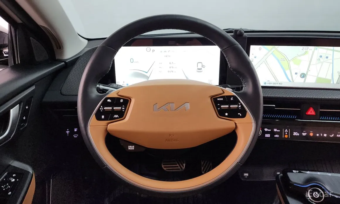 Фото 13 - Kia EV6