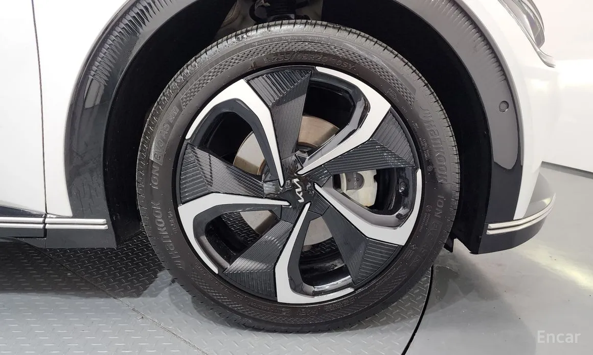 Фото 5 - Kia EV6