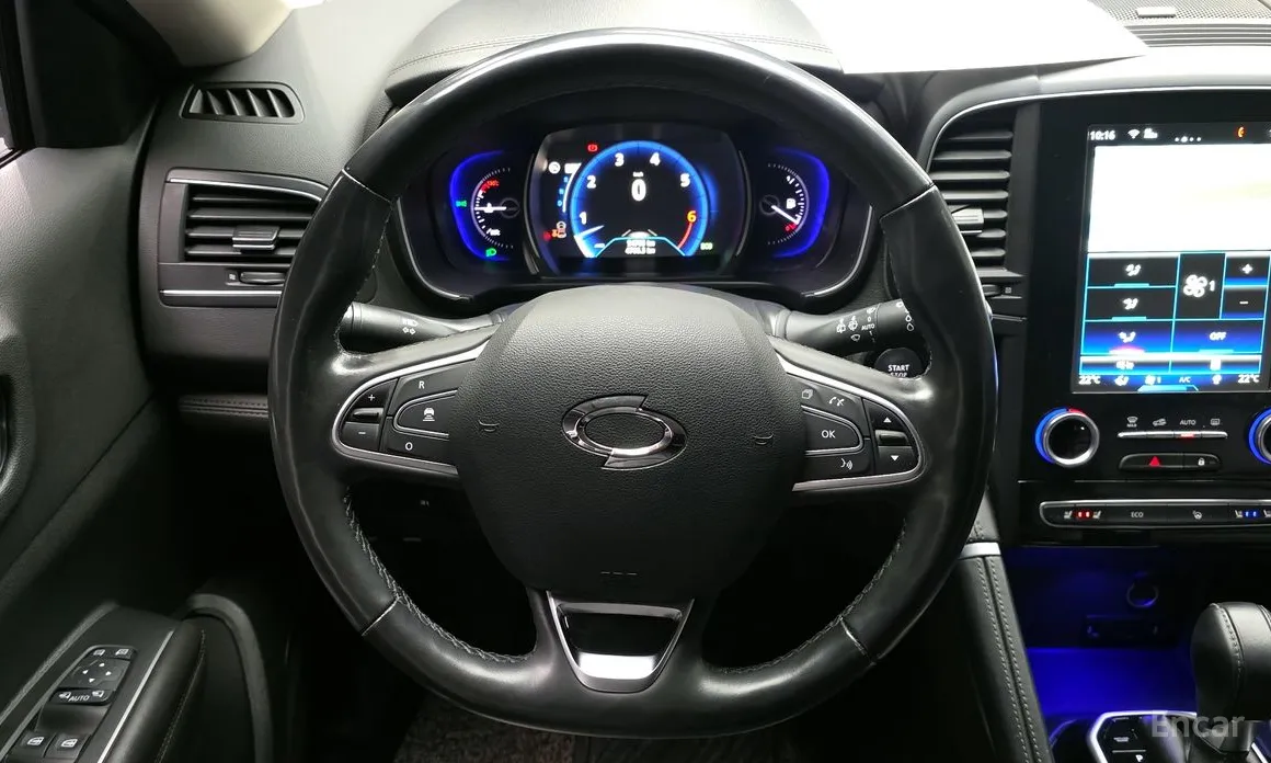 Photo 13 - Renault QM6