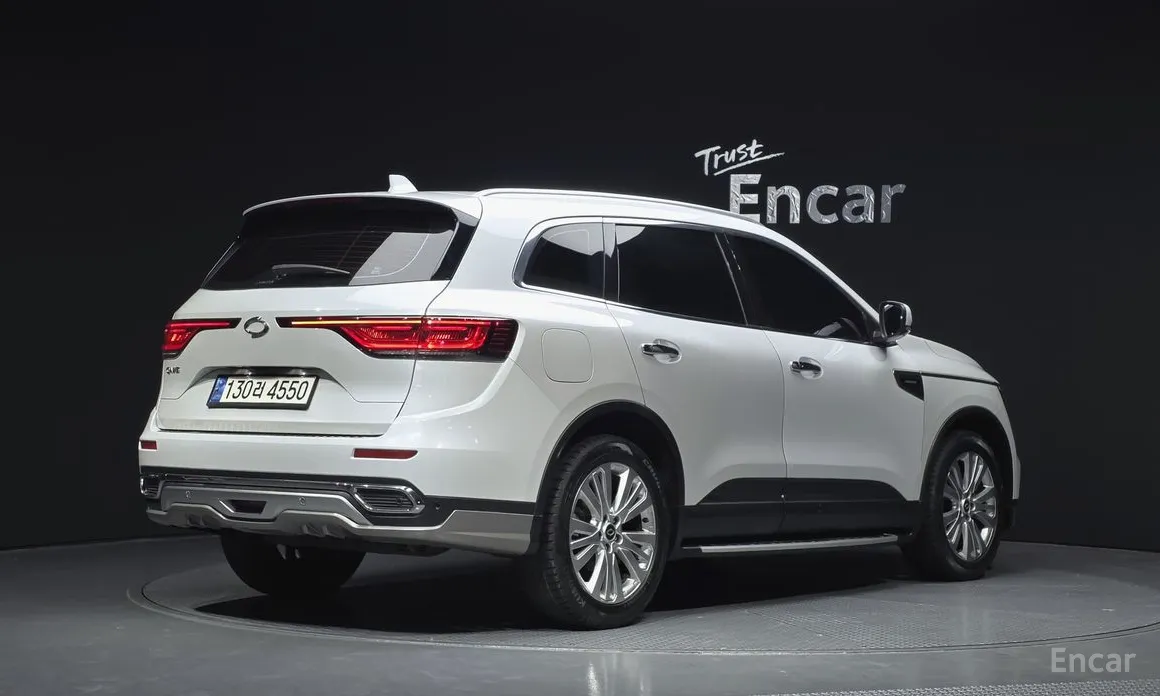 Photo 2 - Renault QM6