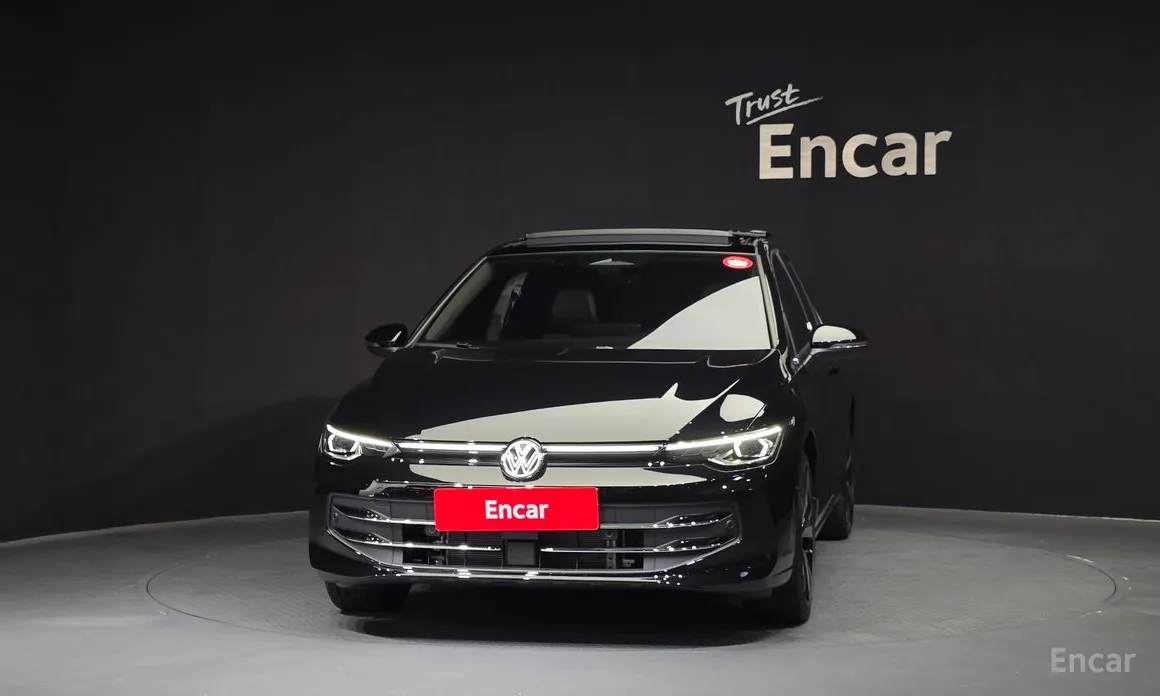 Photo 3 - Volkswagen Golf