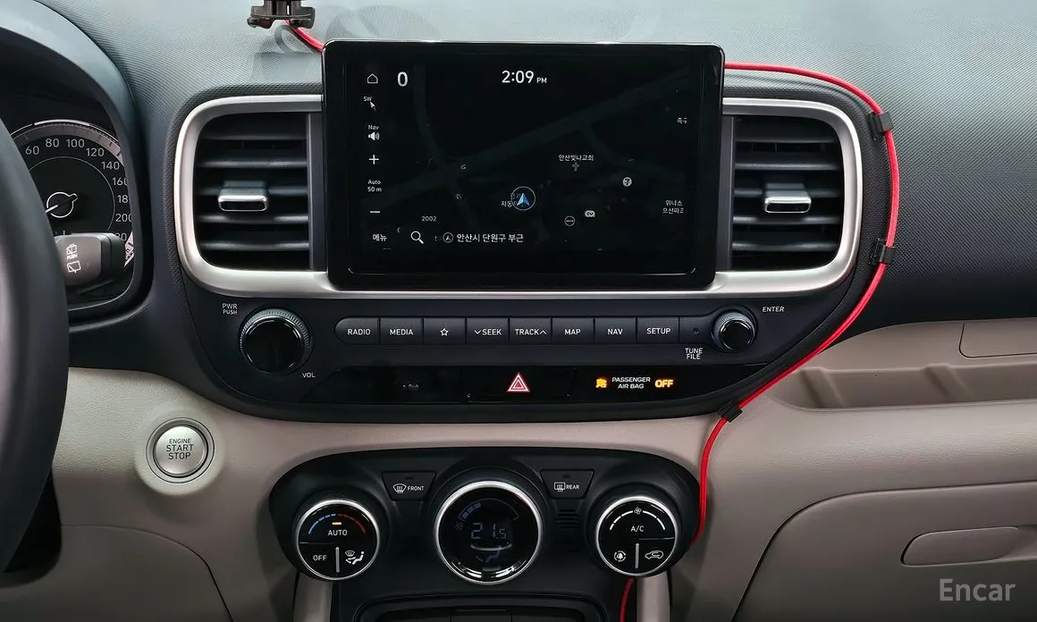 Фото 20 - Hyundai Venue