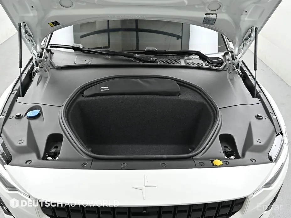 Фото 6 - Polestar 2