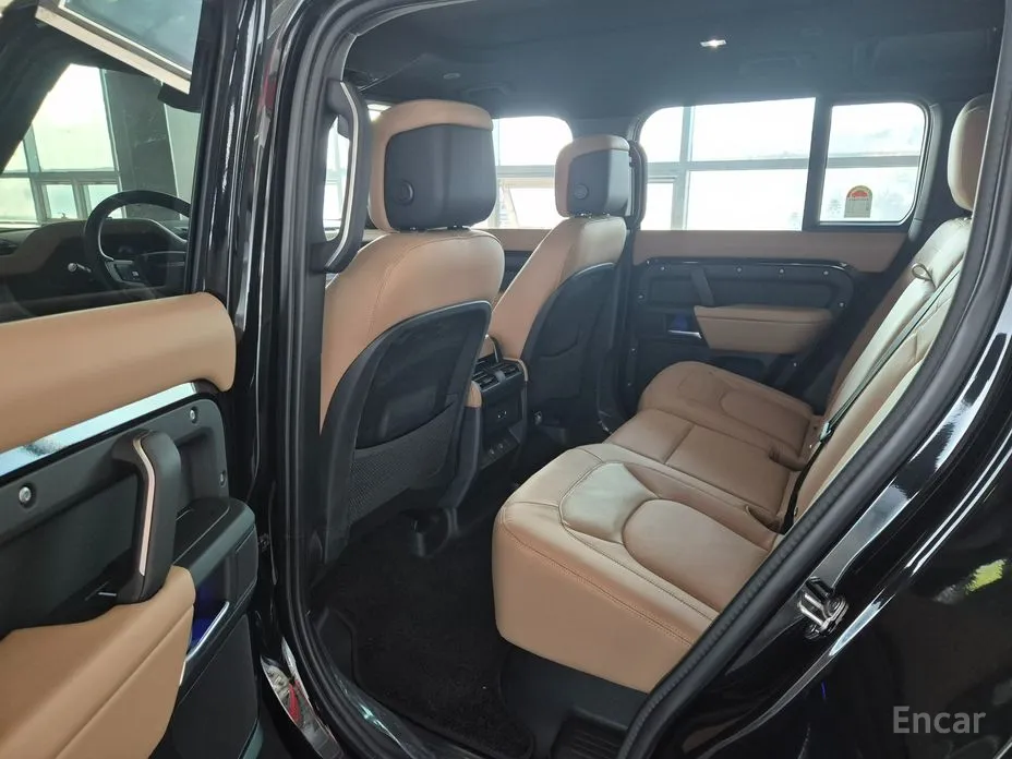 Фото 13 - Land Rover Defender