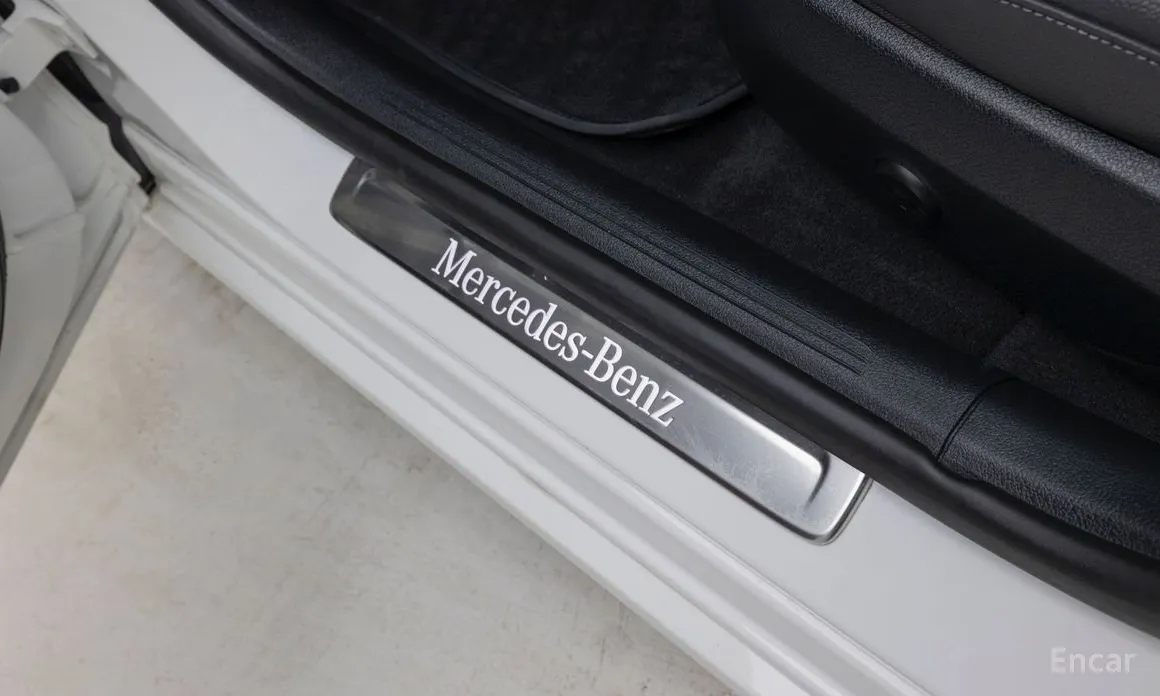 Фото 15 - Mercedes-Benz C-Class