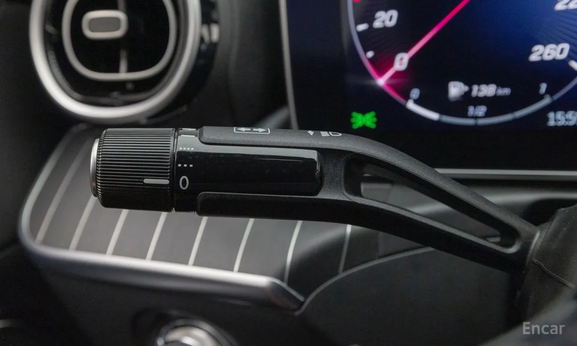 Фото 17 - Mercedes-Benz C-Class