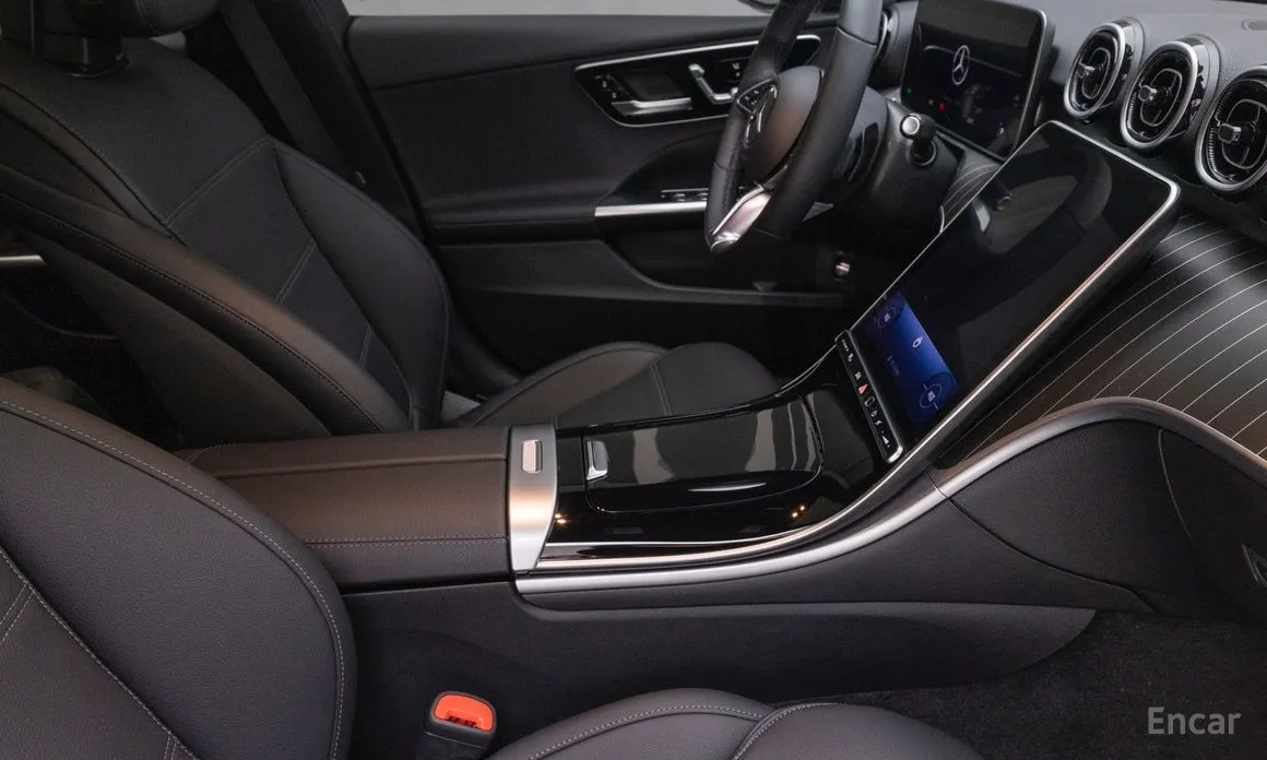 Фото 18 - Mercedes-Benz C-Class