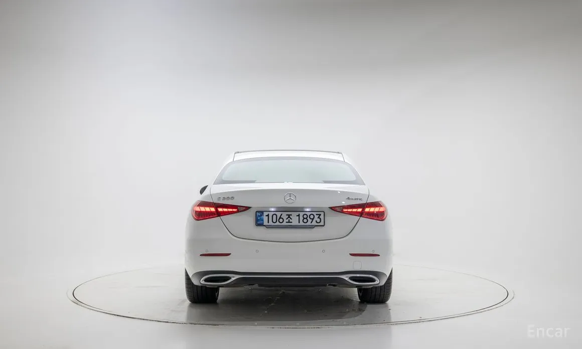 Фото 4 - Mercedes-Benz C-Class