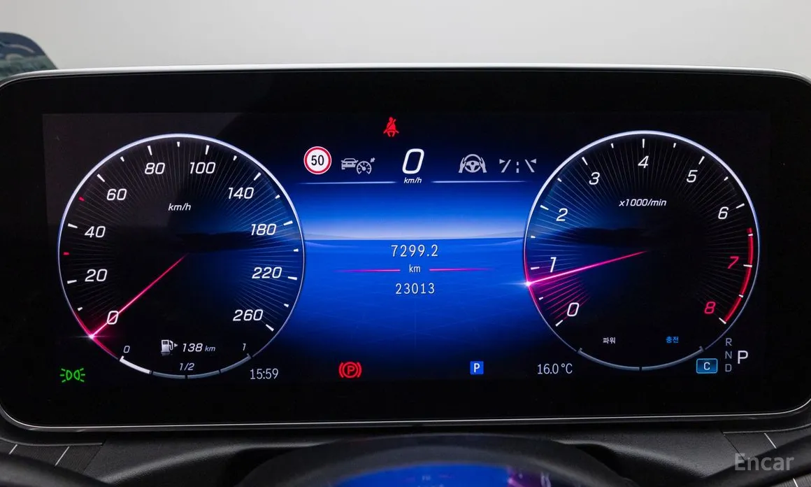 Фото 8 - Mercedes-Benz C-Class