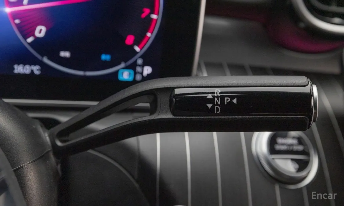 Фото 9 - Mercedes-Benz C-Class